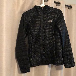 The North Face women’s thermoball with hood